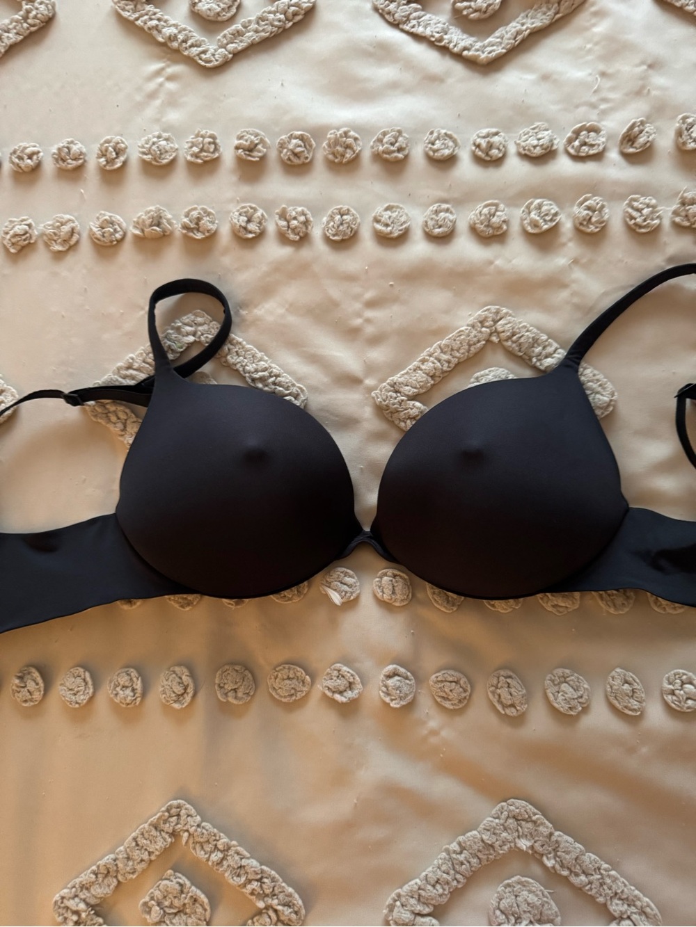 Black Seamless T-Shirt Bra - Classic Support